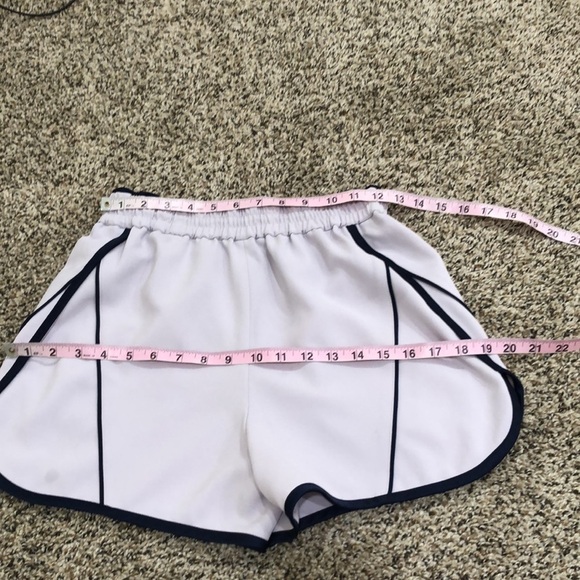 Aritzia Babaton Leyster High Waisted Active Running Shorts Size Small Gray - Picture 5 of 9